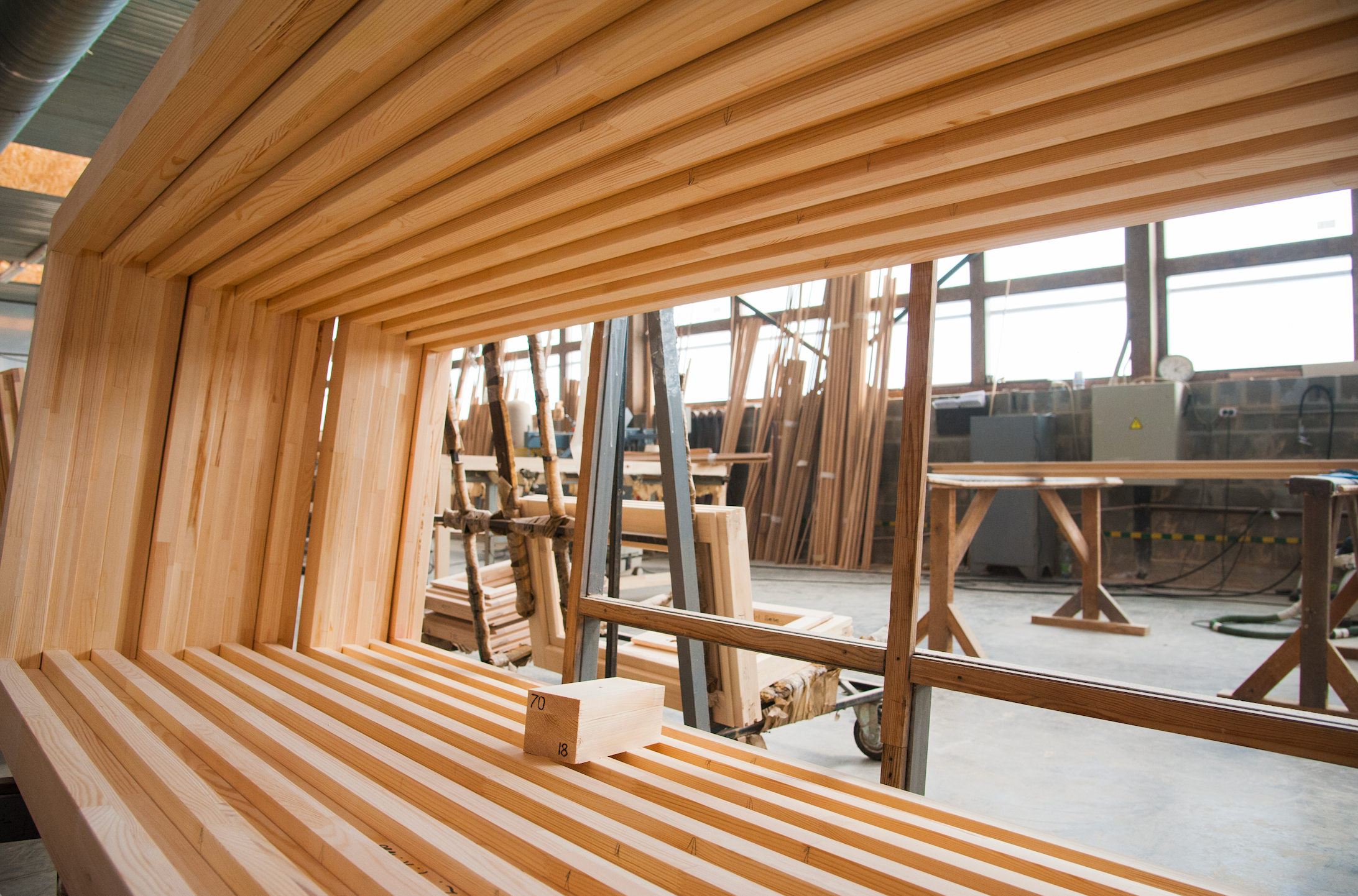 Brettschichtholz nach DIN EN 14080:2013: Was bedeutet das eigentlich?